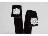 Witgouden solitair oorbellen 2.00 ct