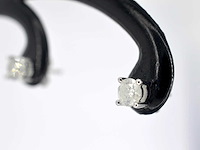 Witgouden solitair oorbellen briljant diamanten - afbeelding 4 van  7