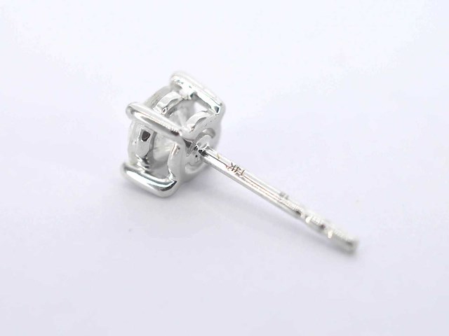 Witgouden solitair oorbellen briljant diamanten - afbeelding 7 van  7