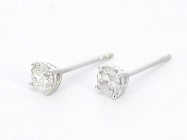Witgouden solitair oorbellen diamant - afbeelding 4 van  8