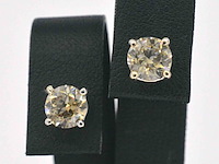 Witgouden solitair oorbellen met champagne diamant 3.00 carat - afbeelding 1 van  10