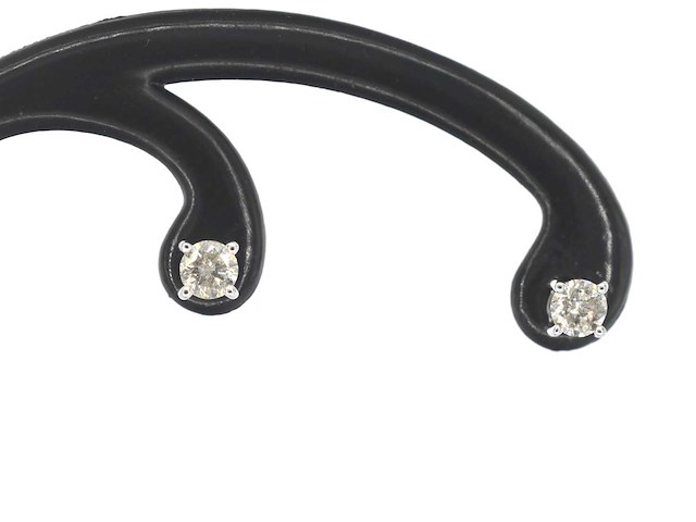 Witgouden solitair oorbellen met natuurlijke briljant geslepen diamanten - afbeelding 1 van  7