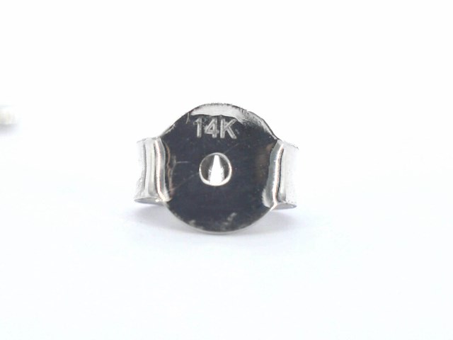 Witgouden solitair oorbellen met natuurlijke briljant geslepen diamanten - afbeelding 7 van  9