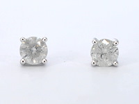 Witgouden solitair oorbellen met natuurlijke briljant geslepen diamanten - afbeelding 2 van  6