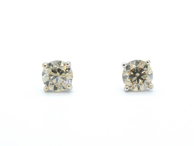 Witgouden solitair oorbellen met natuurlijke champagne diamant 3.00 carat - afbeelding 9 van  12