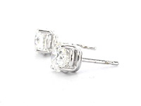 Witgouden solitair oorbellen - afbeelding 4 van  8