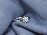 Witgouden solitair ring met 1.00 carat briljant geslepen diamant - afbeelding 3 van  13