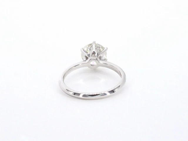 Witgouden solitair ring met 2.00 carat briljant geslepen diamant - afbeelding 9 van  12