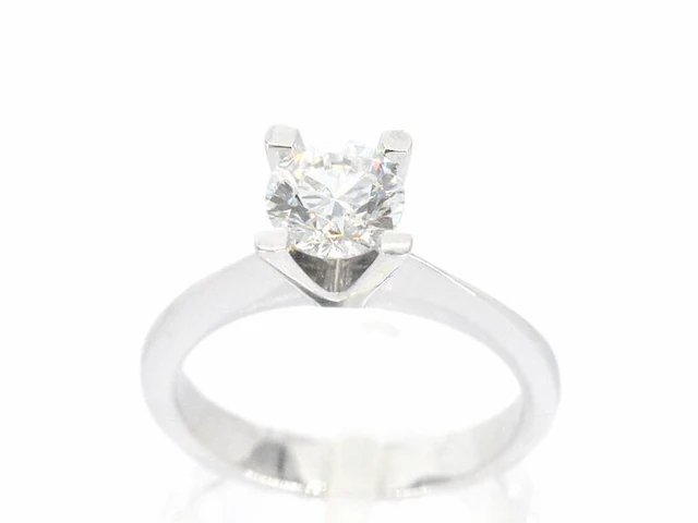 Witgouden solitair ring met diamant - afbeelding 1 van  12