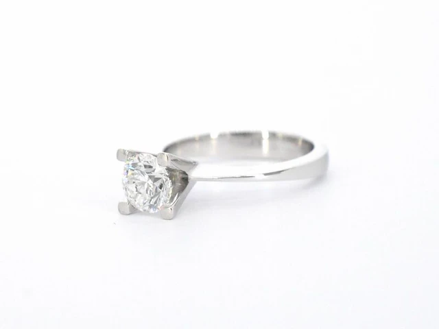 Witgouden solitair ring met diamant - afbeelding 11 van  12
