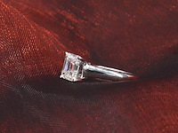 Witgouden solitair ring met een emerald diamant van 1.20 carat - afbeelding 5 van  9