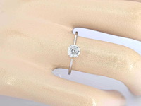 Witgouden solitair ring met natuurlijke briljant geslepen diamant - afbeelding 2 van  8