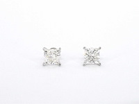 Witgouden solitaire oorbellen met 4.00 carat aan prinses geslepen diamanten - afbeelding 6 van  8