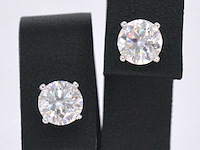 Witgouden solitaire oorbellen met briljanten 2.00 carat