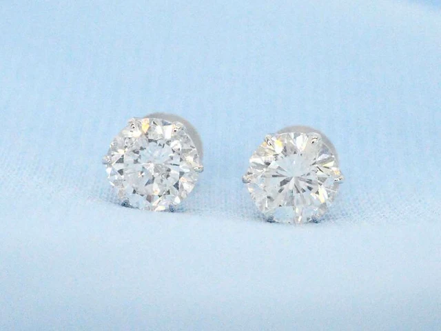 Witgouden solitaire oorbellen met diamanten 2.09 carat - afbeelding 5 van  9