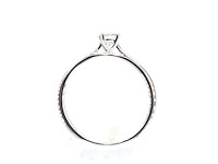 Witgouden solitaire ring met briljant geslepen diamant - afbeelding 3 van  11