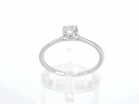 Witgouden solitaire ring met briljant geslepen diamant - afbeelding 8 van  11