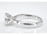 Witgouden solitaire ring met diamanten - afbeelding 5 van  5