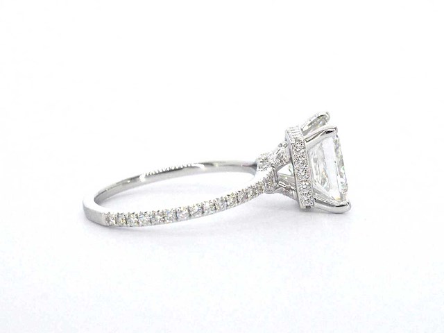 Witgouden solitaire ring met een grote prinses geslepen diamant van 3.00 carat - afbeelding 5 van  9