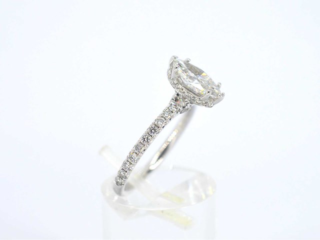 Witgouden solitaire ring met een marquise diamant van 1.00 carat met hidden halo - afbeelding 10 van  10