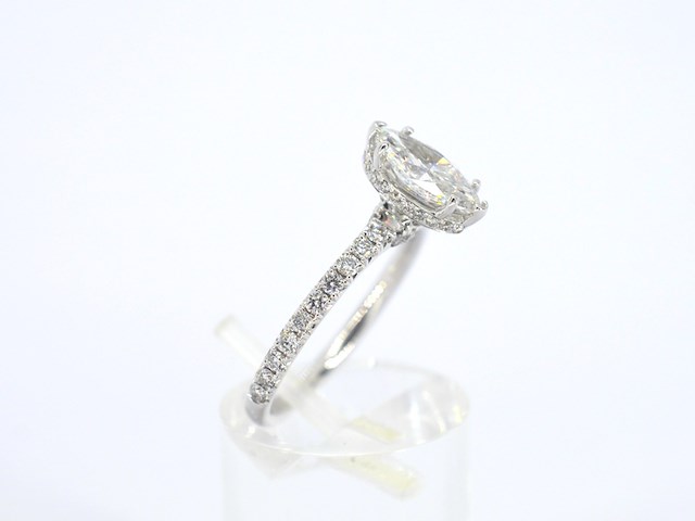 Witgouden solitaire ring met een marquise diamant van 1.00 carat met hidden halo - afbeelding 9 van  10