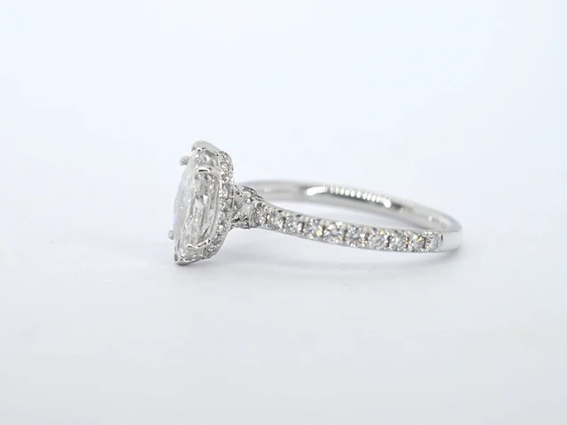 Witgouden solitaire ring met een marquise diamant van 1.00 carat met hidden halo - afbeelding 5 van  10