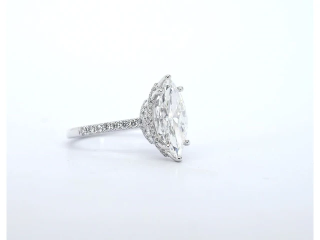 Witgouden solitaire ring met een marquise diamant van 2.00 carat met hidden halo - afbeelding 6 van  12