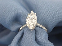 Witgouden solitaire ring met een marquise diamant van 2.00 carat met hidden halo - afbeelding 8 van  12
