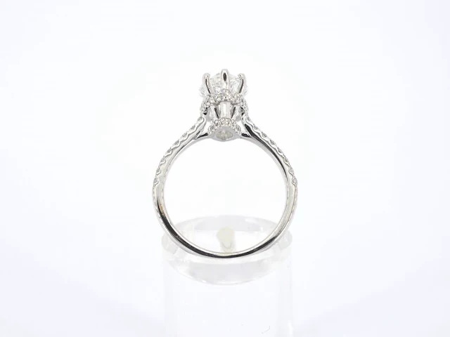 Witgouden solitaire ring met een marquise diamant van 2.00 carat met hidden halo - afbeelding 10 van  12