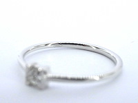 Witgouden solitaire ring met prinses geslepen diamant - afbeelding 8 van  9