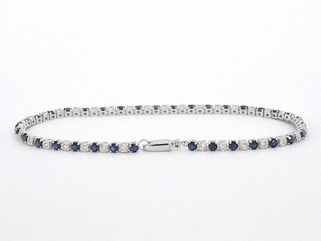 Witgouden tennis armband met diamanten en saffieren - afbeelding 4 van  10