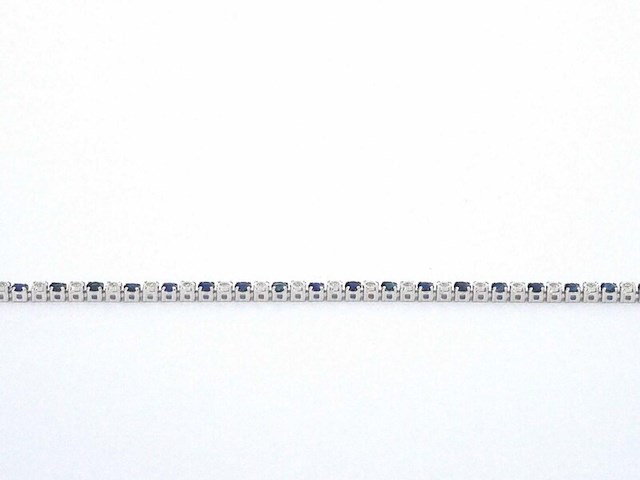 Witgouden tennis armband met diamanten en saffieren - afbeelding 7 van  10