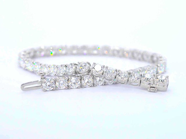 Witgouden tennisarmband 10 carat briljant diamanten 18 karaat - afbeelding 4 van  6