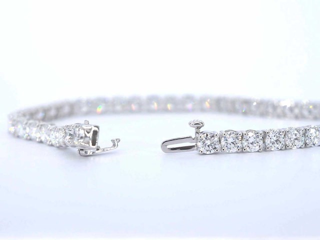 Witgouden tennisarmband 10 carat briljant diamanten 18 karaat - afbeelding 5 van  6