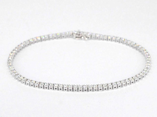 Witgouden tennisarmband 3.00 carat diamanten - afbeelding 9 van  10