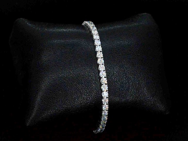 Witgouden tennisarmband 5.14 carat briljant diamanten - afbeelding 5 van  9