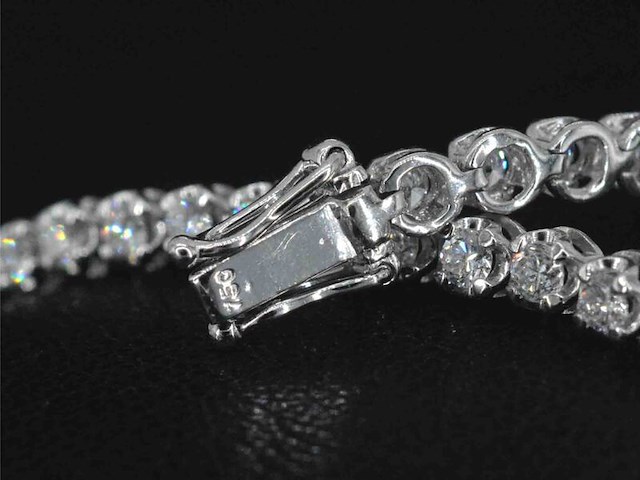 Witgouden tennisarmband met 2.00 carat briljant geslepen diamanten - afbeelding 7 van  9