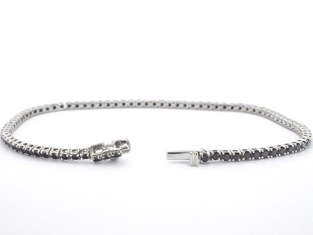 Witgouden tennisarmband met 2.80 carat aan zwarte diamanten - afbeelding 5 van  10