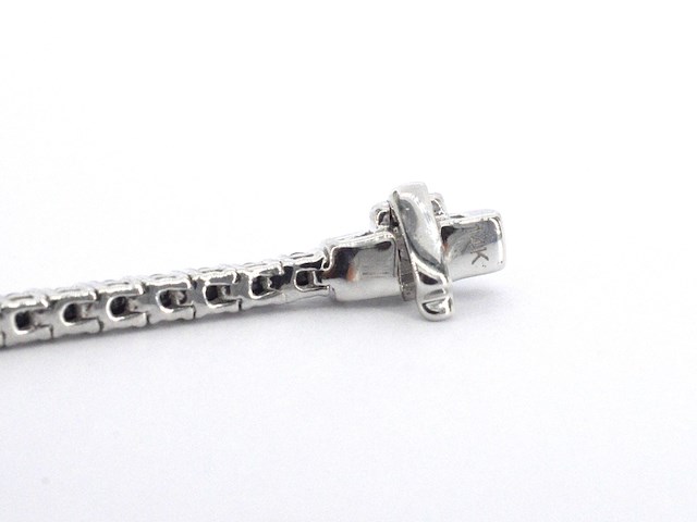 Witgouden tennisarmband met 2.80 carat aan zwarte diamanten - afbeelding 7 van  10