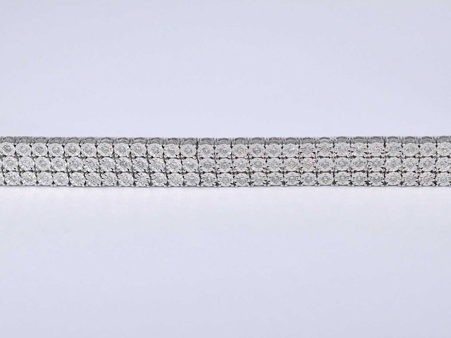Witgouden tennisarmband met 3 rijen diamanten 2.25 carat - afbeelding 4 van  7