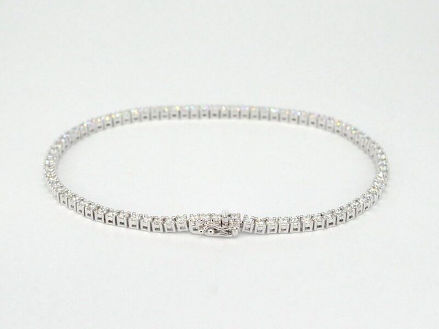 Witgouden tennisarmband met 3.00 carat diamanten - afbeelding 5 van  11
