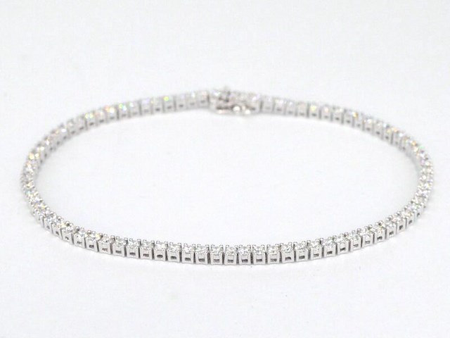 Witgouden tennisarmband met 3.00 carat diamanten - afbeelding 7 van  9