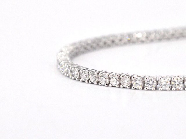 Witgouden tennisarmband met 3.00 carat diamanten - afbeelding 9 van  9