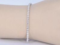 Witgouden tennisarmband met 5.00 carat natuurlijke briljant geslepen diamanten - afbeelding 2 van  8