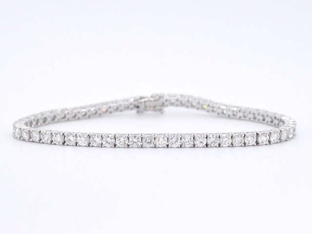 Witgouden tennisarmband met 6.30 carat diamant - afbeelding 5 van  11