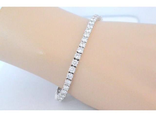 Witgouden tennisarmband met 7.50 carat briljant geslepen natuurlijke diamanten - afbeelding 2 van  8