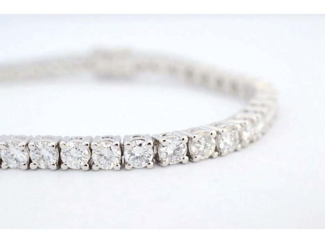 Witgouden tennisarmband met 7.50 carat briljant geslepen natuurlijke diamanten - afbeelding 3 van  8