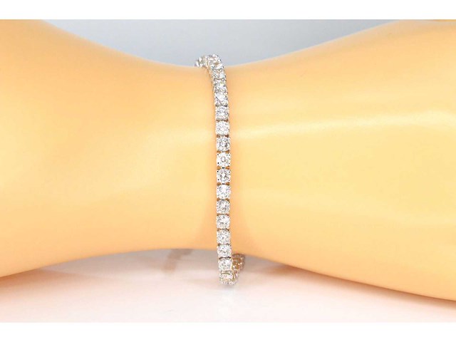 Witgouden tennisarmband met 8.00 carat diamant - afbeelding 2 van  6