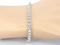 Witgouden tennisarmband met briljant geslepen diamanten - afbeelding 2 van  7
