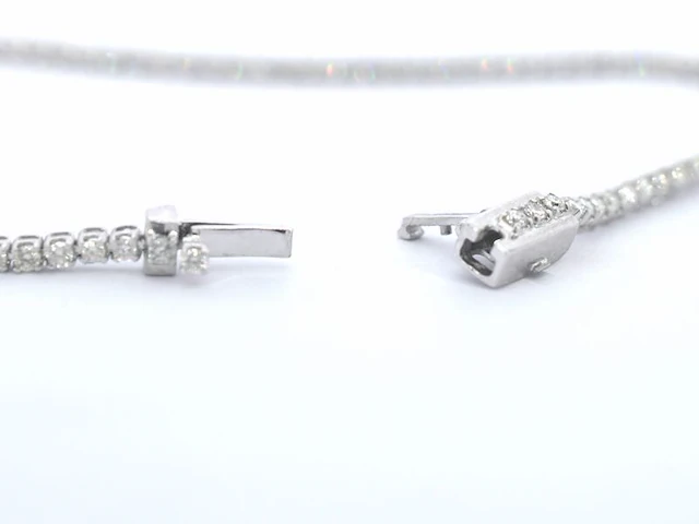 Witgouden tennisarmband met diamanten 1.00 carat - afbeelding 4 van  9